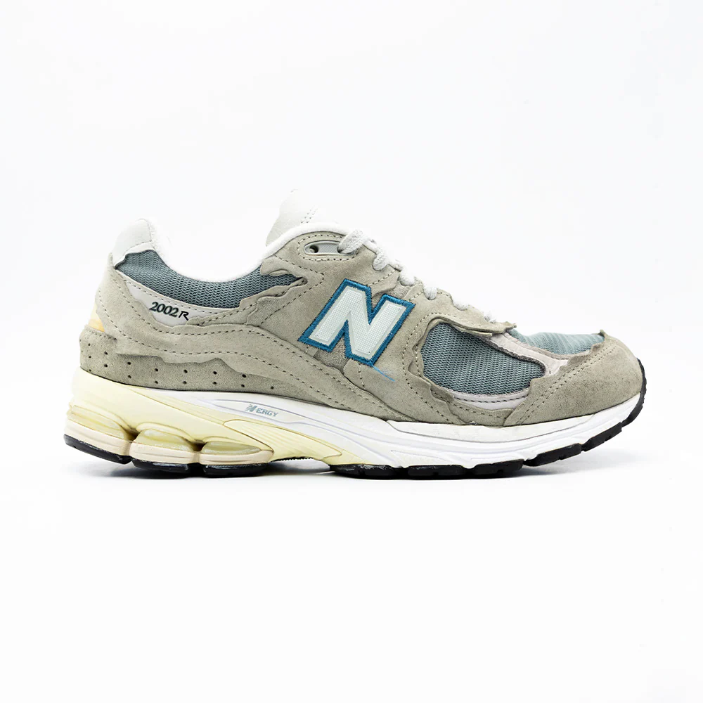 New Balance 2002R